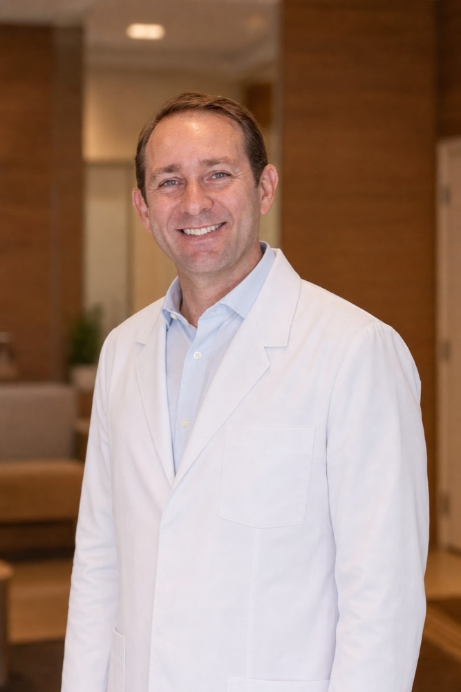 Dr. Edson Sinhorini — Médico Cardiologista
